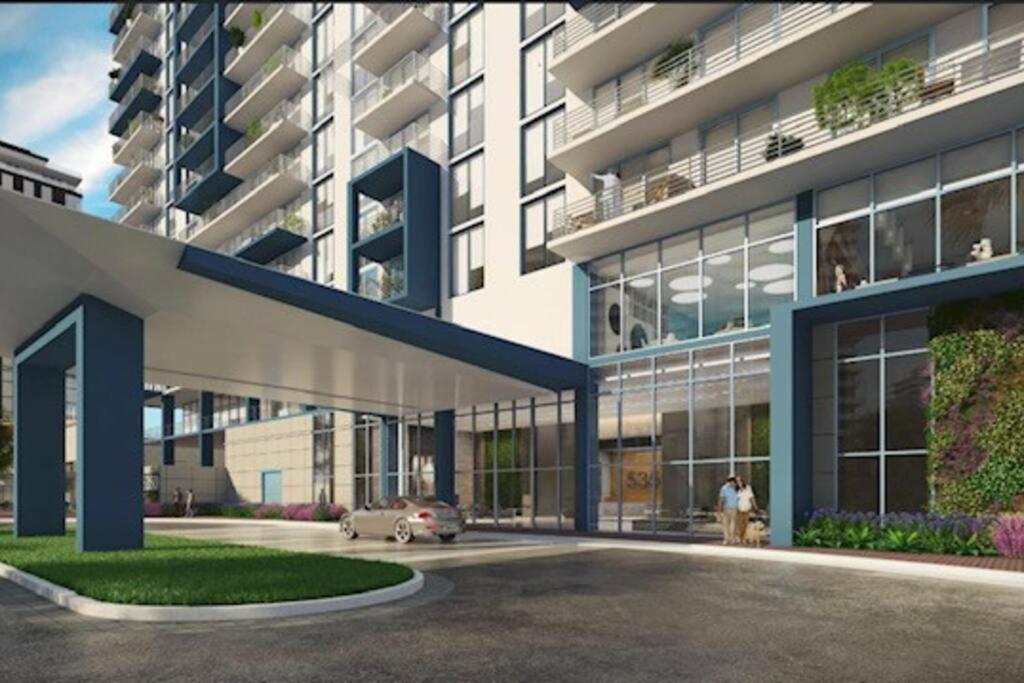 For Rent 2 Bed 2 Bath 1 Parking Downtown Doral *